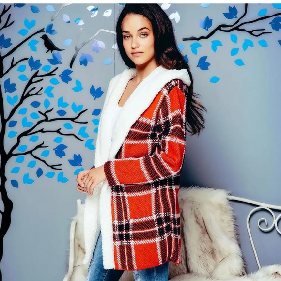 NWT KNIT FUR LINED RED PLAID COAT - Picture 6 of 10